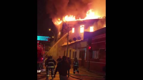 INCENDIO AFECTA VIVIENDAS EN LA SERENA