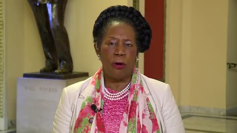 Shelia Jackson Lee Blames Biden's Low Approval Ratings on the Summer Heat