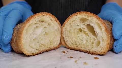 Croissant mass production process - Korean street food