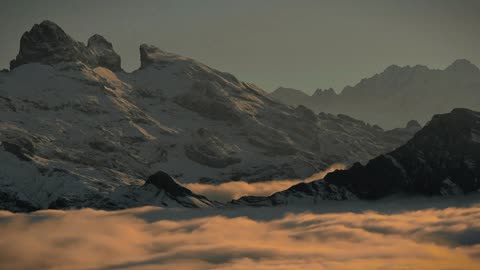 Snowy Majesty: Mountain Peaks and Winter Drifts| Another love-Tom odel (Piano)