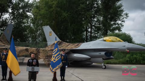 Ukraine’s Zelenskyy displays newly arrived F-16 fighter jets to combat Russia