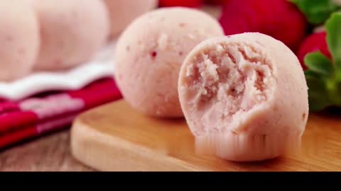 Strawberry Cheesecake Bombs