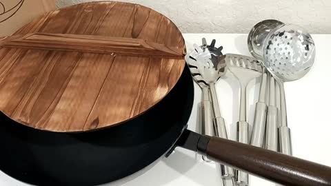Babyltrl Wok Pan - 13" Woks and Stir Fry Pans, Carbon Steel Wok with Wooden Handle FULL REVIEW