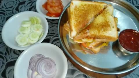 Street Style Crispy Veg Sandwich Recipe।Without Toaster। Yummy Tasty Crispy Sandwich Recipe