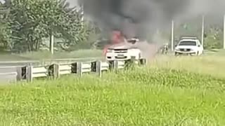 Camioneta se incendió en vía de Cartagena