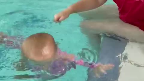 Lulu 16 Months Safety Turns Underwater #babyswimming # #swimlessons #swimclass