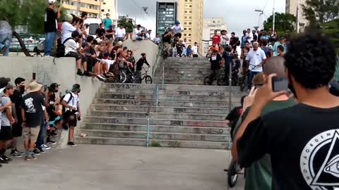 BMX 2021 (JAM FOLLOW THE LEADER AND DREAM BMX) BILLY PERRY RIDING STREET OF THE SÃO PAULO (BRAZIL)