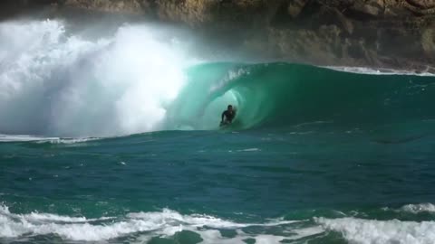 surfing n bodyboarding barrel spot