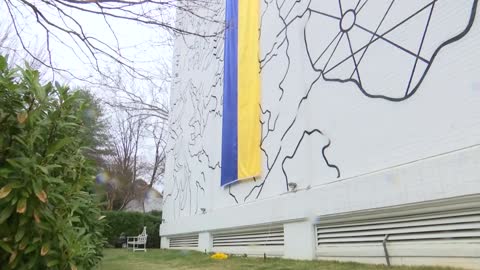 Ukrainian Flag Unfurled Across from Russian Embassy in Washington D.C. I LIVE