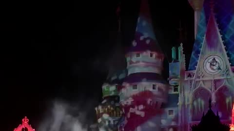 Hocus Pocus Halloween Show at Disney World 2019- with many Disney Villians incl