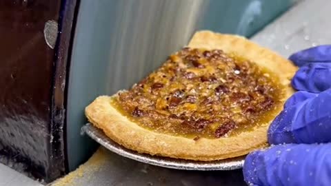 Sander VS Pecan Pie