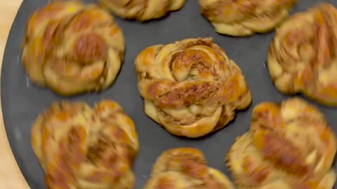 Knots 4 Ways - easy rich yeast dough