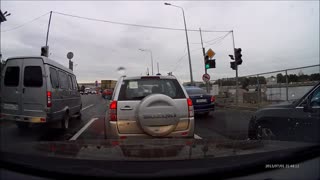 Reckless driver in a Bentley nearly causes accident
