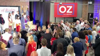 Dr Oz Addresses Crowd on Election Night