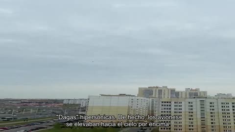MiG-31 sobre Minsk. Hoy, los rusos levantaron al menos tres MiG, que son portadores de "dagas" hip