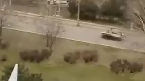 Russian VDV BMD-2 vehicles entering Kherson Ukraine