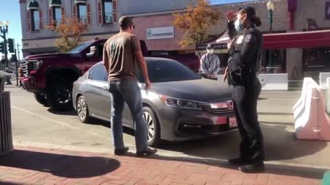 LA Restaurant Owner Blocks Vehicle of Health Inspector After Business is Forced to Shut Down