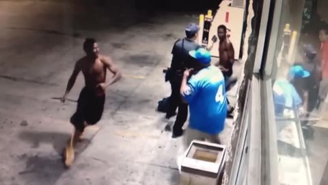 Security guard breaks up fight using pepper spray