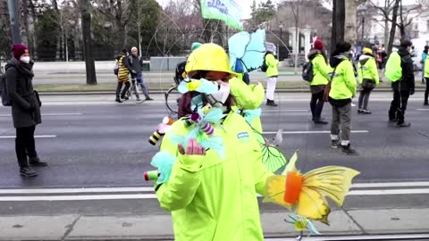 Thunberg joins "Global Day of Climate Action"