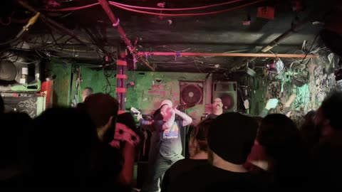 Wreath of Tongues at the Meatlocker in Montclair, NJ - 1-25-24