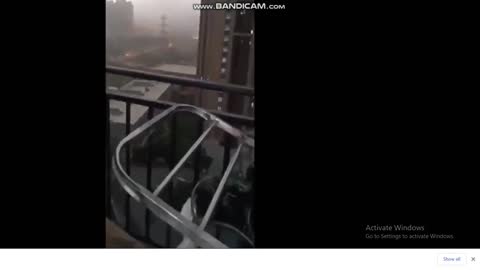 Plasma strike on residential tower in Shenyang, China