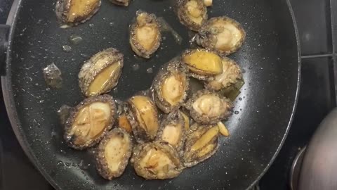 Cooking abalone