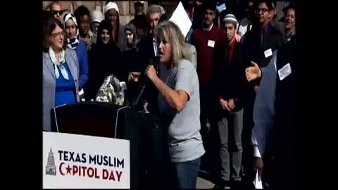 A Brave PATRIOTIC REAL CHRISTIAN Woman interrupts muslim day YEAHHHH BABY USA JESUS IS THE ONLY WAY