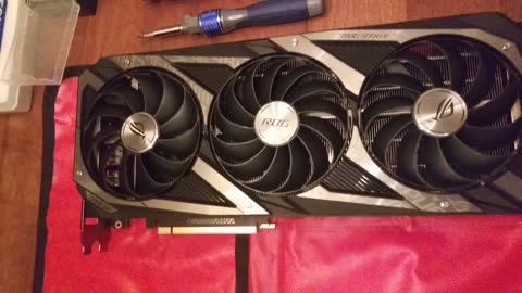 A little bit about the fan install on the CPU Cooler and a bit about the GPU.