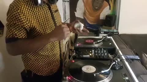 DJ Chuks-Funk Session Hey Queen, Sunday Blessings to you