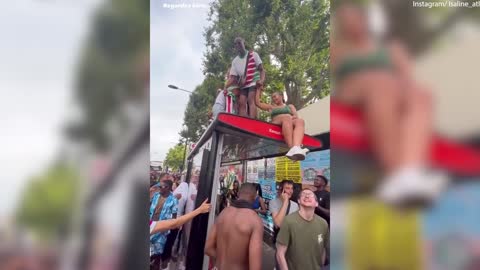 Ladbroke Grove bus shelter collapses at Notting Hill Carnival