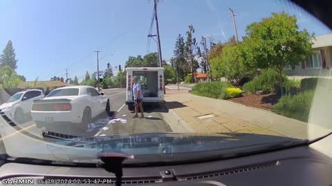 Dashcam Captures Poor Execution Of Letter Lift