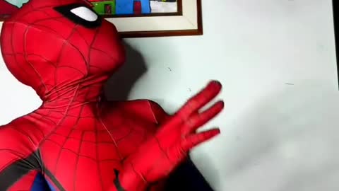 there's something wrong with my spiderman toy!