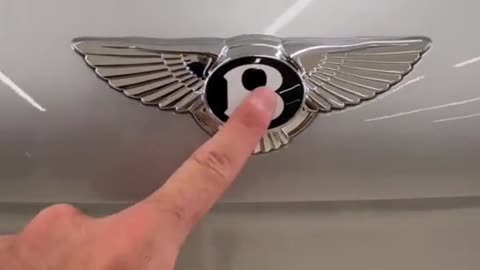 Luxury Car How to open the trunk of a Bentley Flying Spur #car #supercar #bmw #benz