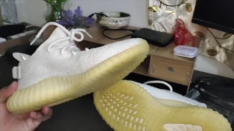 Yeezy Vs Toothpaste: How to De-Yellow Yeezy Cream White