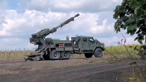 🇺🇦🤩 Ukrainian "Bohdana" howitzer!