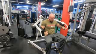 The equipment of the Iron Forged Gym - Hammer Strength Iso Lateral Raise
