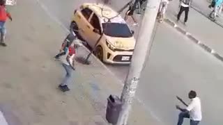 Pelea de vendedores ambulantes