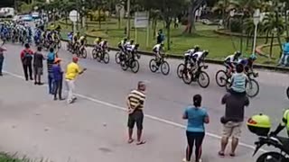 Cristian Montoya, ganador de la tercera etapa de la Vuelta a Colombia que pasó por Bucaramanga