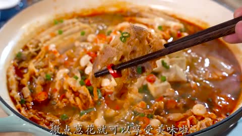 Today, make a delicious dish with Chinese cabbage and beef