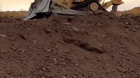 Excavator Caterpillar 6015B Caterpillar Dumpers#caterpillar#excavator#wheelloader#truck (35)