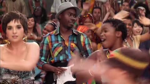 Shkira waka waka this time for Africa the offical fifa world cup song