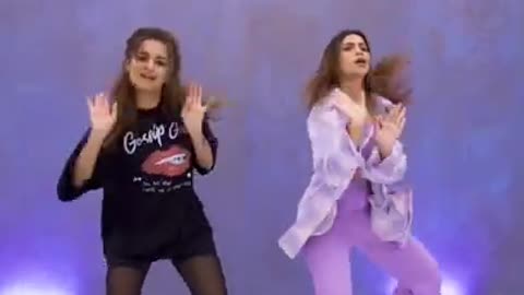 Nagma and Avneetkaur #atrangz #dance #shorts #instagramreel #ytshorts #mxtakatak #gannahotshots