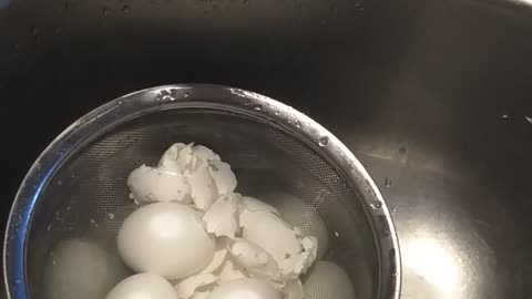 Easy peel eggs