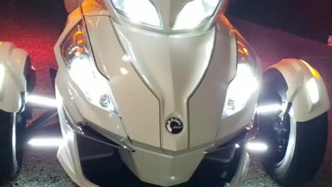 2016 Can Am Spyder RT Limited, ALL LIT UP