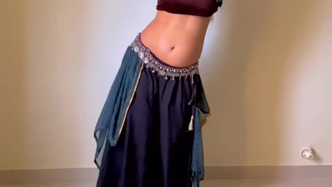 BELLYFUSE: Observe & Learn | Desi Belly Dancer | Unknown Brown Girl Belly Dance Lesson | Baladi