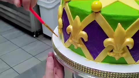 Mardi Gras cake