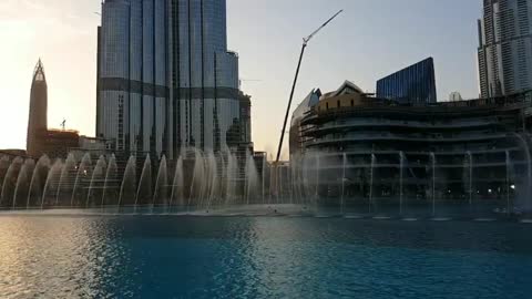 Amazing Dancing Fountain Show in Dubai