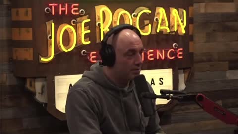 CEO of Minds, Bill Ottman, tells Joe Rogan: '90% of the apps on Google Play are spyware.'