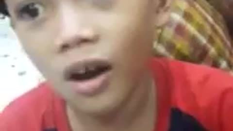 Little Sundanese Prodigy: Adorable Quran Recitation & Funny Faces While Waiting for a Haircut!