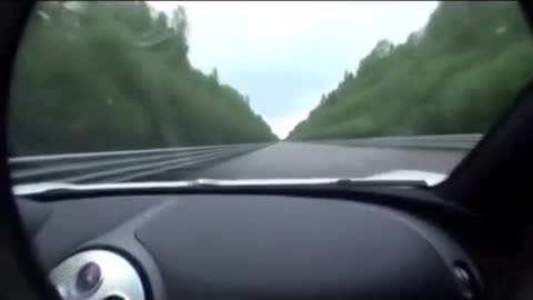 Bugatti vs GTR